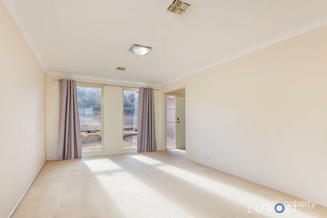 Property photo of 10 Terrara Close Jerrabomberra NSW 2619