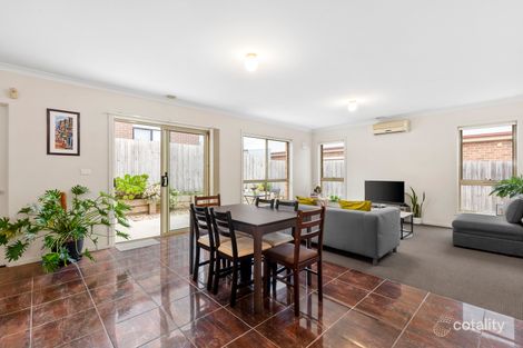 Property photo of 2 Lein Court Highton VIC 3216