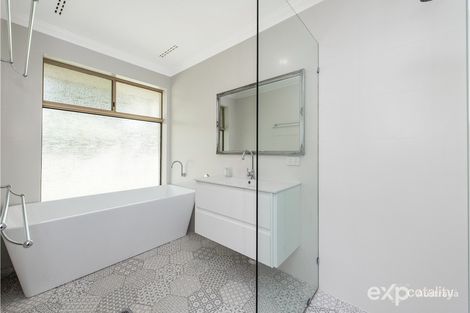 Property photo of 12 Navarre Row Greenfields WA 6210