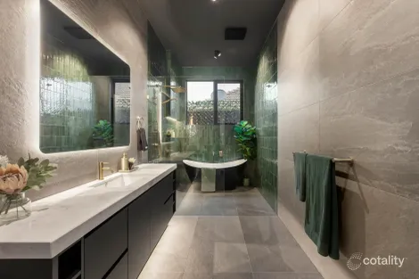 Property photo of 92A Hoffmans Road Essendon VIC 3040