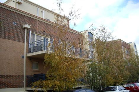 8/28 Pine St, Hawthorn, VIC 3122