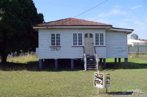 9 Barrett St, East Ipswich, QLD 4305