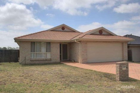 4 Hibiscus Cres, Aberglasslyn, NSW 2320