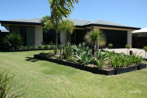 12 Sunseeker Ct, Blacks Beach, QLD 4740