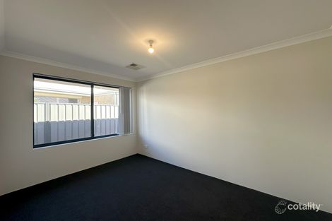 Property photo of 19 Bitalli Bend Byford WA 6122