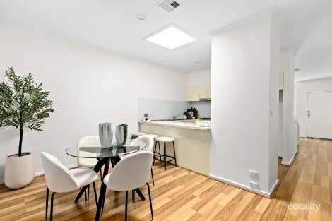 Property photo of 8/2A Cameron Road Essendon VIC 3040