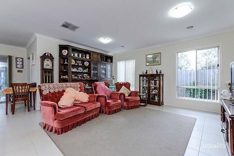 Property photo of 33 Hoddle Drive Leopold VIC 3224