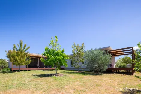 Property photo of 5 Sue Watt Place Uriarra Village ACT 2611