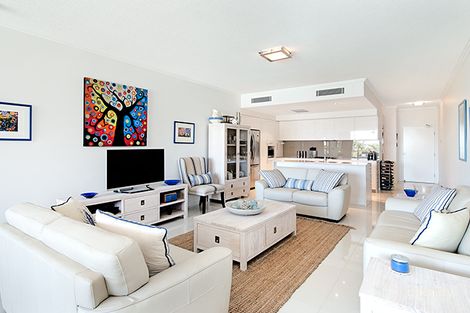 Property photo of 1720/1 Rialto Quay Drive Hope Island QLD 4212