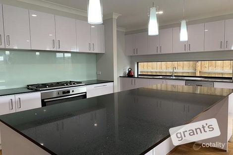 Property photo of 63 Warmbrunn Crescent Berwick VIC 3806