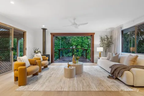 Property photo of 9 Dalton Springwood QLD 4127