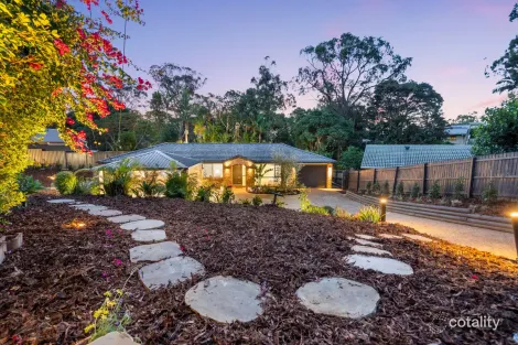Property photo of 9 Dalton Springwood QLD 4127