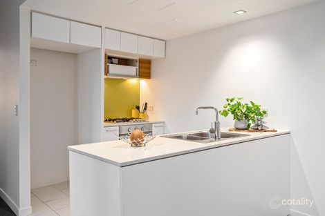 Property photo of 2205/100 Harbour Esplanade Docklands VIC 3008