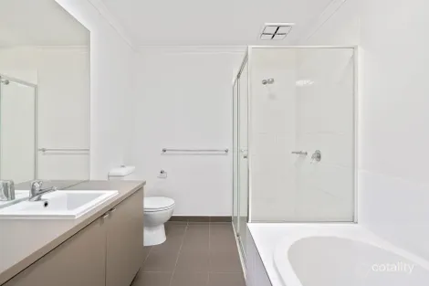 Property photo of 25 Ellis Park Avenue Mulgrave VIC 3170