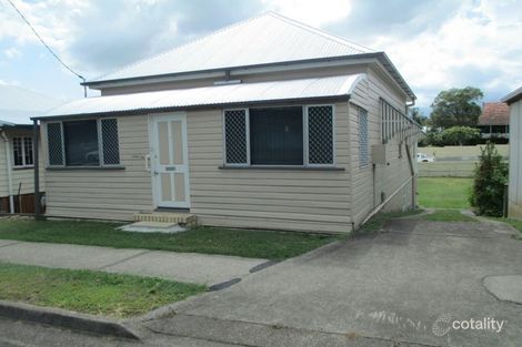 30 Warwick Rd, Ipswich, QLD 4305