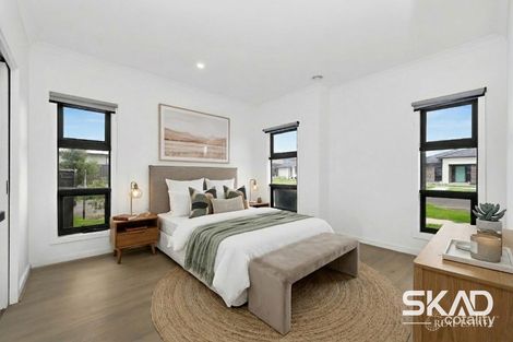 5 Glideriter Rd, Donnybrook, VIC 3064