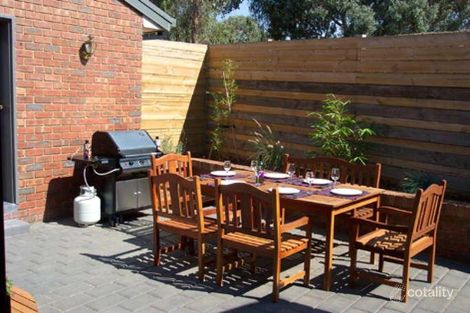 Property photo of 9 Benjamin Court Spring Gully VIC 3550
