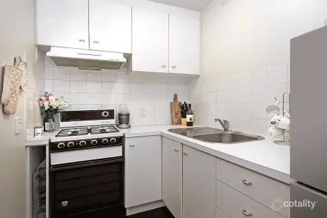 Property photo of 7/32 Wellington Street St Kilda VIC 3182