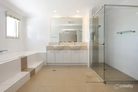 Property photo of 61 Compass Drive Biggera Waters QLD 4216