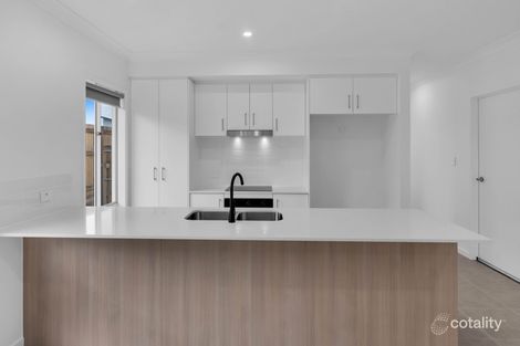 Property photo of 11 Maher Place Gleneagle QLD 4285