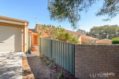 8/11 Derrington Cres, Bonython, ACT 2905