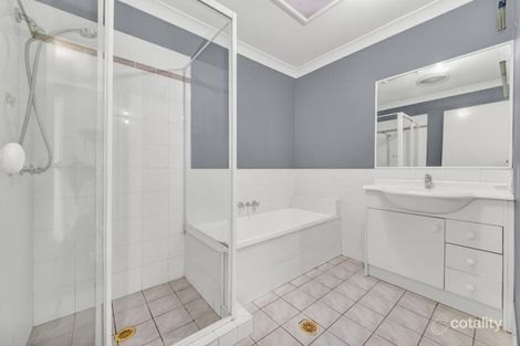 Property photo of 1/150 Greenacre Drive Parkwood QLD 4214