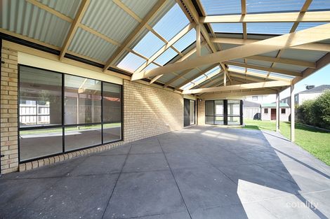 Property photo of 28 Shoalwater Drive Waterways VIC 3195