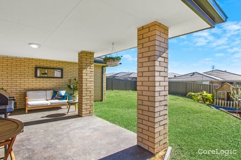 Property photo of 5 Frank Avenue Wadalba NSW 2259