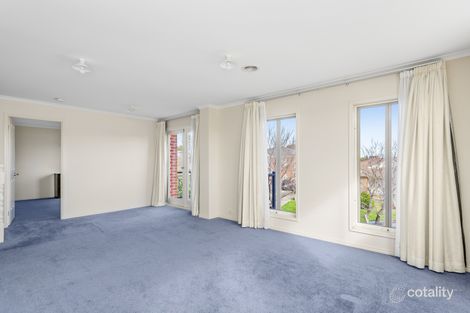 Property photo of 2 Kenross Close Point Cook VIC 3030