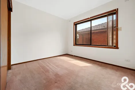 Property photo of 9 Queenscliff Road Thomastown VIC 3074