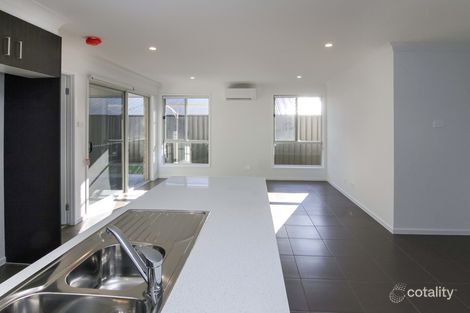 Property photo of 2/3 Turnberry Close Fletcher NSW 2287