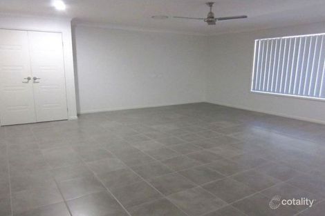 Property photo of 43 Whitehaven Drive Blacks Beach QLD 4740