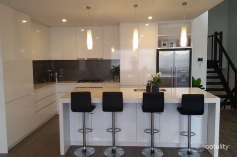 Property photo of 8 Bayleaf Street Berwick VIC 3806