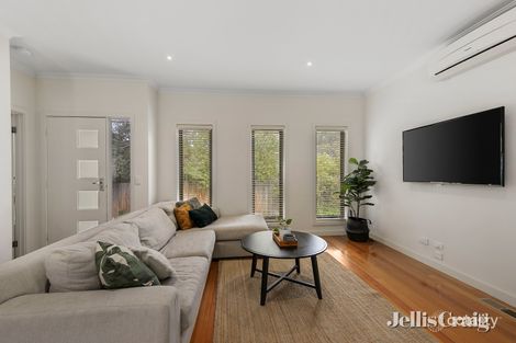 Property photo of 2/11 Holland Road Ringwood East VIC 3135