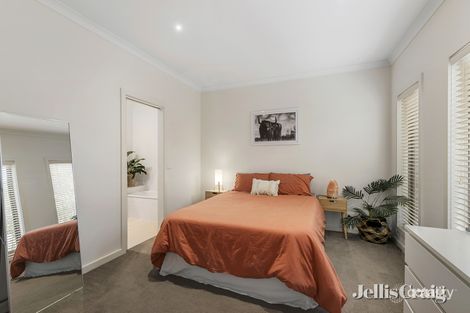 Property photo of 2/11 Holland Road Ringwood East VIC 3135