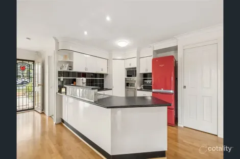 16 Voltaire St, Shailer Park, QLD 4128