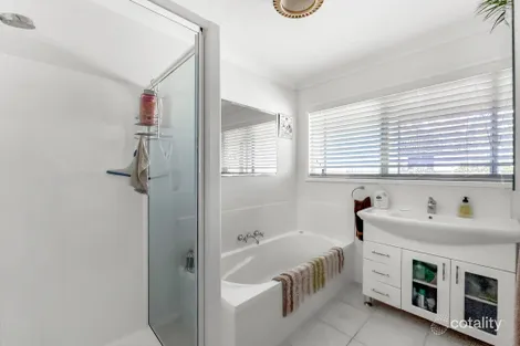 Property photo of 21 Coast Road Macleay Island QLD 4184