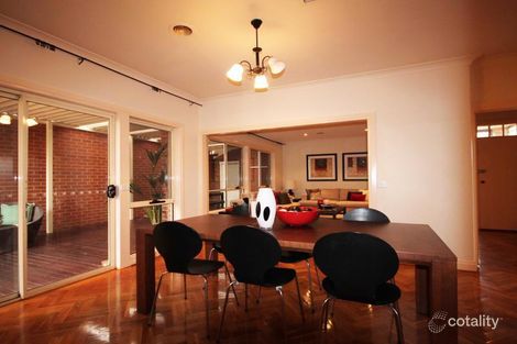 Property photo of 2/96 Truganini Road Carnegie VIC 3163