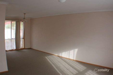 Property photo of 2/555 Grimshaw Street Bundoora VIC 3083