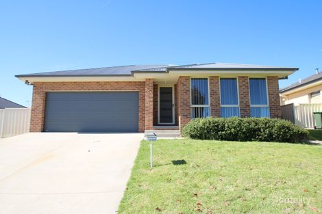9 Bert Whiteley Pl, Orange, NSW 2800