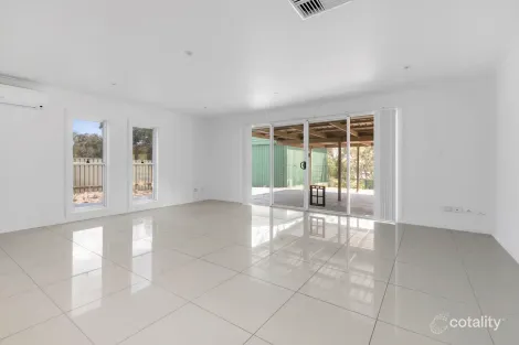 Property photo of 504 Nelson Road Gulfview Heights SA 5096