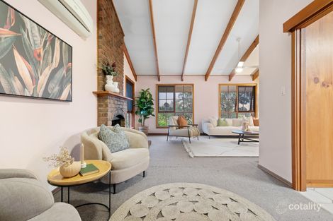 Property photo of 8 Challenger Court Happy Valley SA 5159
