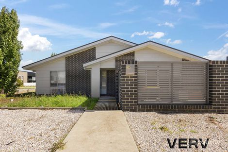 20 Woodberry Ave, Coombs, ACT 2611