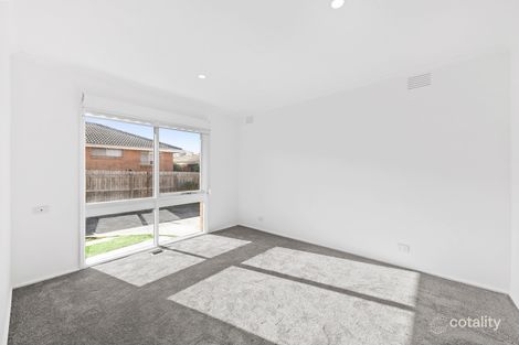 Property photo of 2/28 Simpsons Road Box Hill VIC 3128