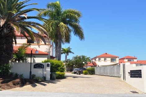 Property photo of 11/74 Plaza Street Wynnum West QLD 4178