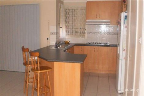 Property photo of 5 Crossdale Green Craigieburn VIC 3064