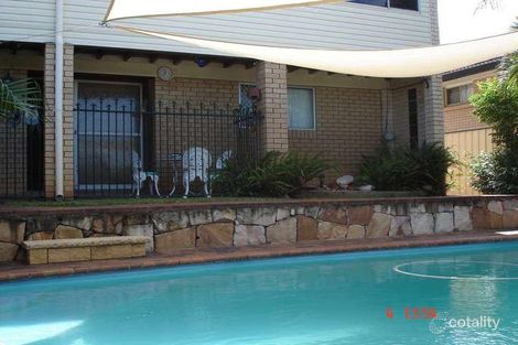 72 Mingera St, Mansfield, QLD 4122