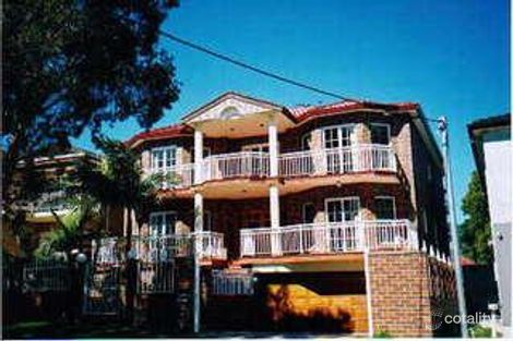 Property photo of 32 Dunkirk Avenue Kingsgrove NSW 2208