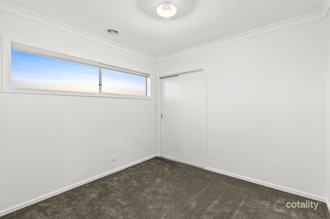 Property photo of 28 Corymbia Street Mount Duneed VIC 3217