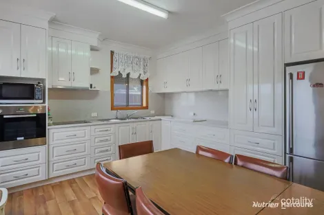 Property photo of 4 Peachey Street Casterton VIC 3311